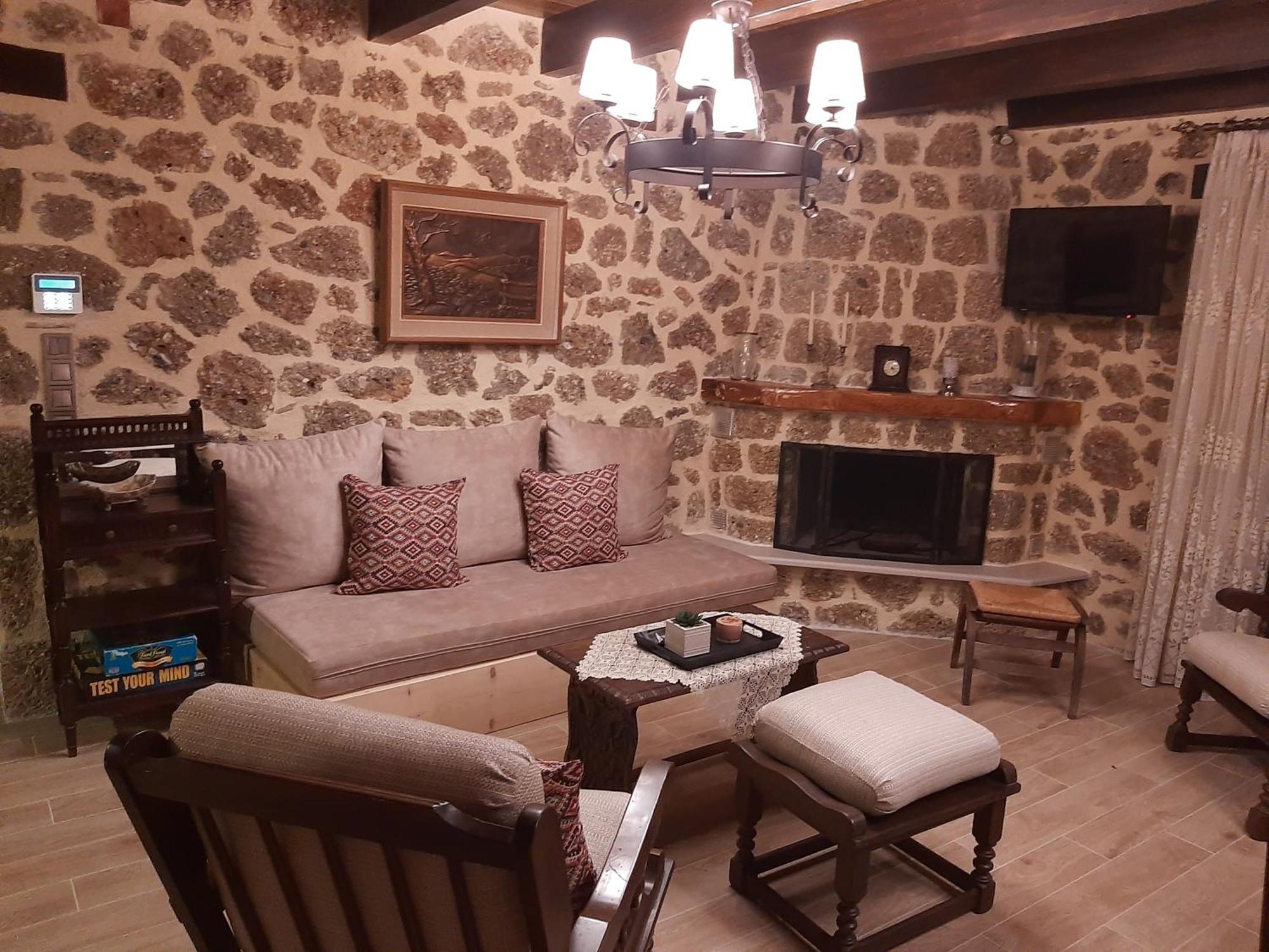 Νόστος Villa Ано Трикала Екстериор снимка
